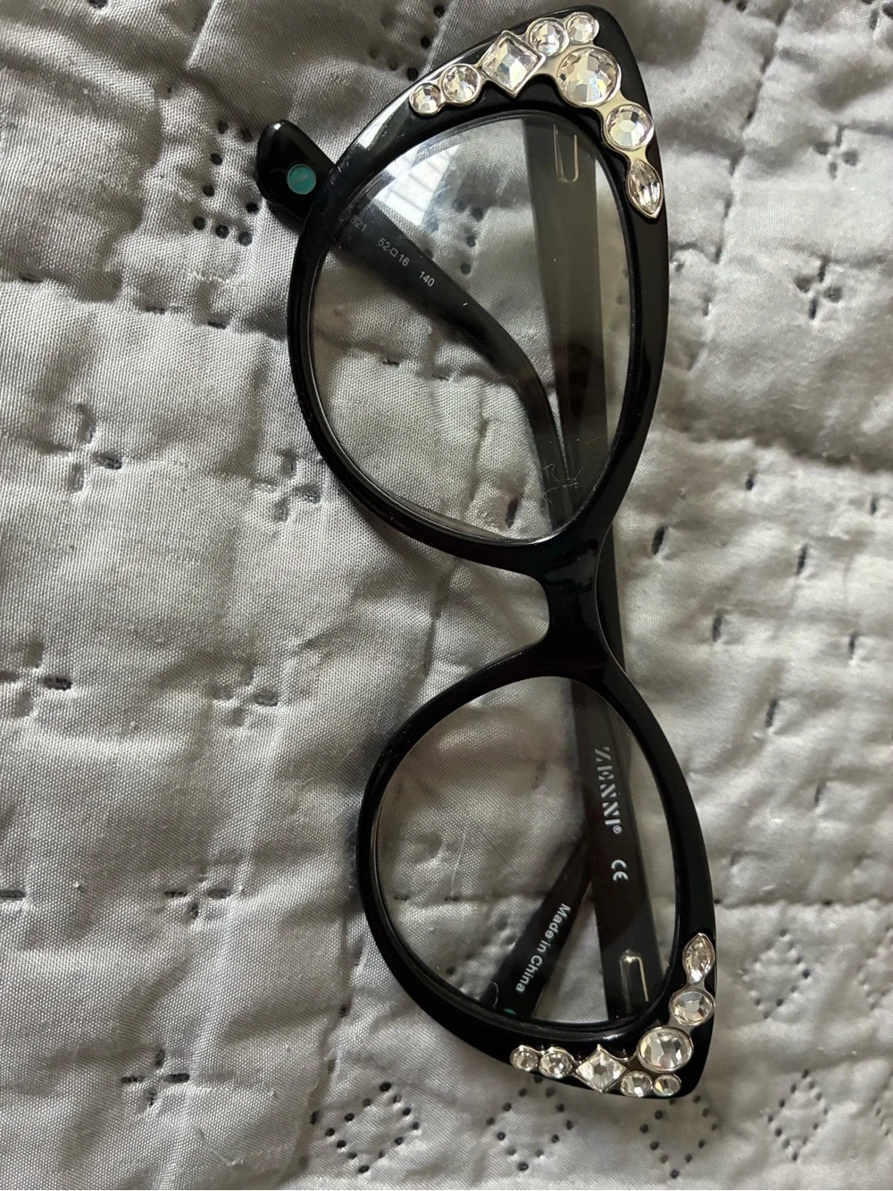 Cat-Eye Fashion Glasses - Pink Frame